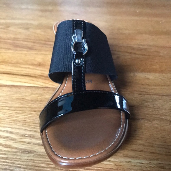 Shoe - Picture 2 of 2